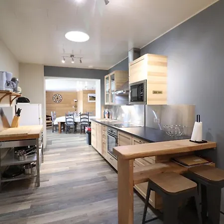 Maison Renovee Avec Jardin Et Terrasses, Proche Station Super-lioran - Fr-1-742-306 * Thiézac